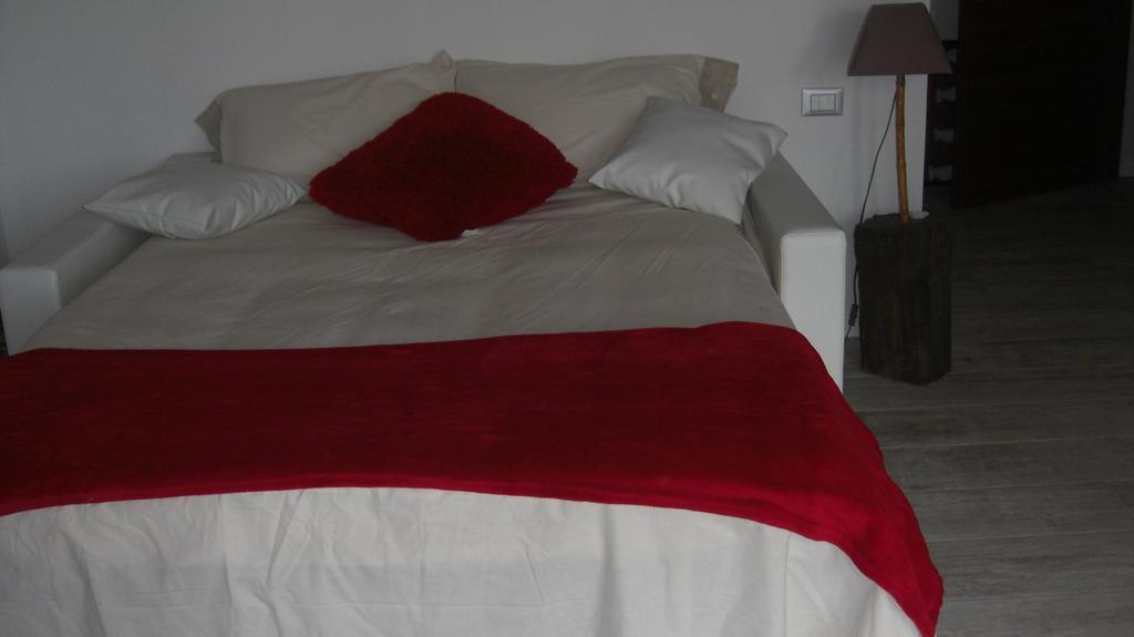 B&B Rooms Moncalvo Szoba fotó